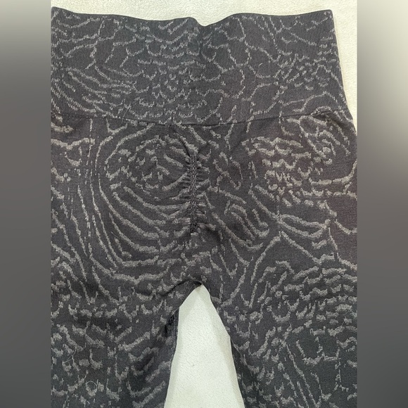 Gymshark adapt animal seamless leggings - Picture 4 of 4